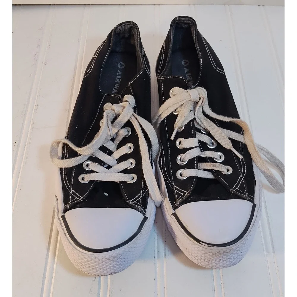 Airwalk Mens 7.5 Black Canvas Low Top Lace Up Sneakers Skater Streetwear Grunge